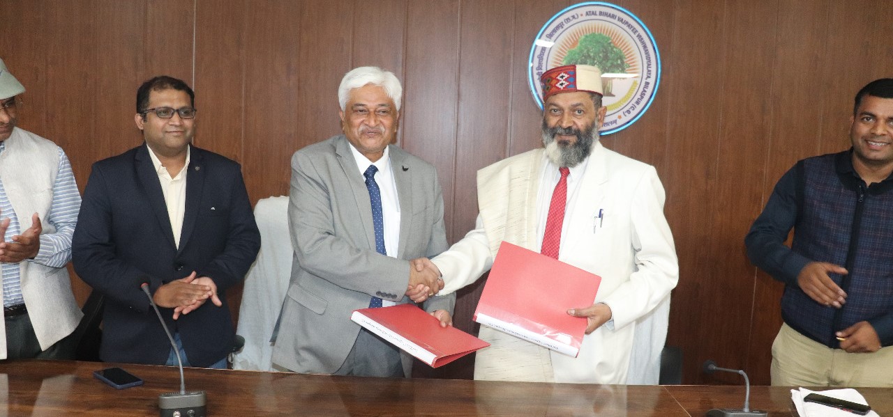 MoU with  SAtal Bihari Vajpayee Vishwavidyalaya,Bilaspur and SMKV,Bastar, Chhattisgarh